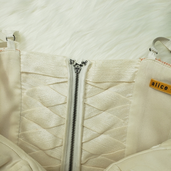 SOLD Alice + Olivia Tweed Pattern Mini Dress - Picture 8 of 14